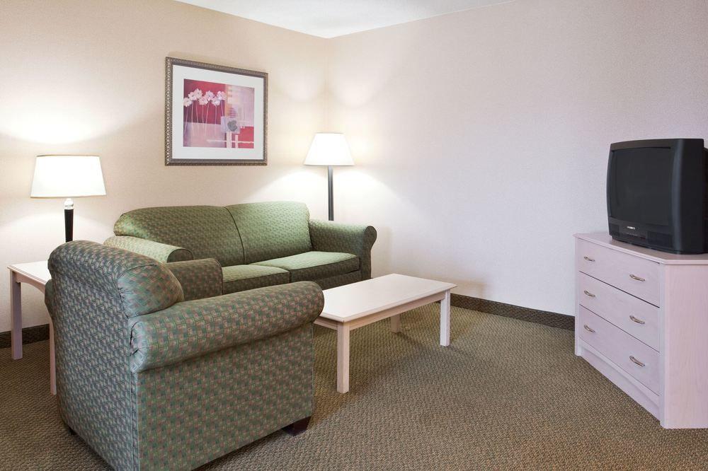 Holiday Inn Express Vermilion By Ihg Kültér fotó